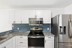 5059 Ernst Ct, Orlando, FL 32819 - Photo 9