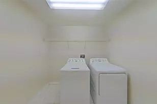 902 Henley Cir, Davenport, FL 33896 - Photo 7