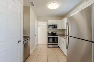 1524 13th Ave S, Saint Petersburg, FL 33705 - Photo 9