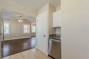 1524 13th Ave S, Saint Petersburg, FL 33705 - Photo 11