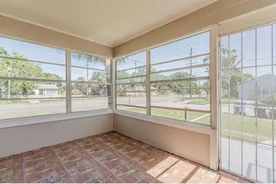 1524 13th Avenue S, Saint Petersburg, FL 33705 - Photo 31