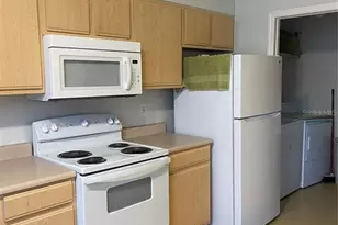 10861 Windsor Walk Dr, Orlando, FL 32837 - Photo 5