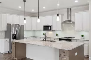 10454 Spring Lake Dr, Clermont, FL 34711 - Photo 9