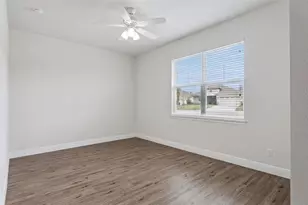 10454 Spring Lake Dr, Clermont, FL 34711 - Photo 15