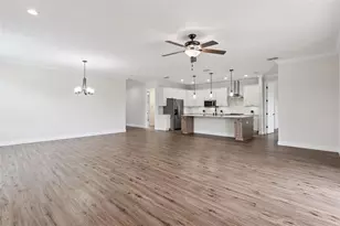 10454 Spring Lake Dr, Clermont, FL 34711 - Photo 5