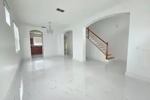 2718 Lucas Lakes Ln, Kissimmee, FL 34744 - Photo 3