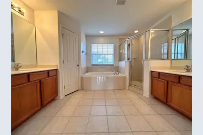 2718 Lucas Lakes Lane, Kissimmee, FL 34744 - Photo 19