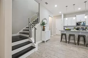 2029 White Feather Loop, Oakland, FL 34787 - Photo 5