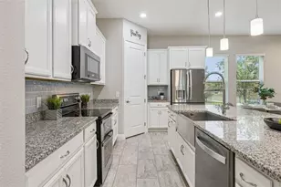 2029 White Feather Loop, Oakland, FL 34787 - Photo 17