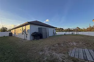 2933 Jewel Ave, Deltona, FL 32738 - Photo 35