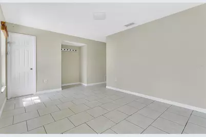 3217 Castle Oak Avenue, Orlando, FL 32808 - Photo 13