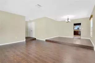 3217 Castle Oak Ave, Orlando, FL 32808 - Photo 9