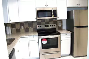 495 Las Cortes Ln, Orlando, FL 32824 - Photo 5