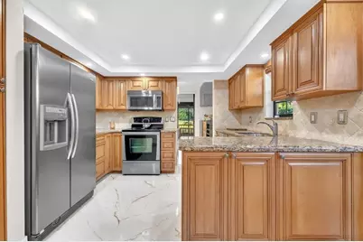 7838 La Mirada Drive, Boca Raton, FL 33433 - Photo 11