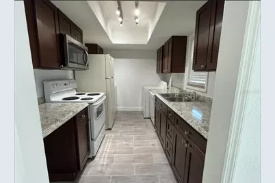 2526 Lemon Tree Lane #L, Orlando, FL 32839 - Photo 5