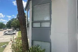 2526 Lemon Tree Ln, Orlando, FL 32839 - Photo 1