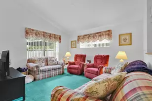 7906 Antibes Ct, Orlando, FL 32825 - Photo 9