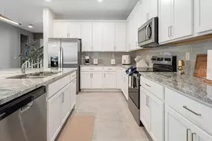 2312 Salty Winds Wy, Kissimmee, FL 34747 - Photo 5