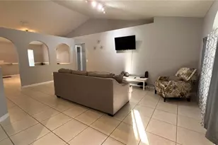 627 Fisher Ct, Kissimmee, FL 34759 - Photo 7