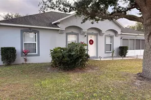 627 Fisher Ct, Kissimmee, FL 34759 - Photo 3