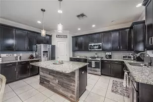 23986 Terracina Ct, Land O Lakes, FL 34639 - Photo 7