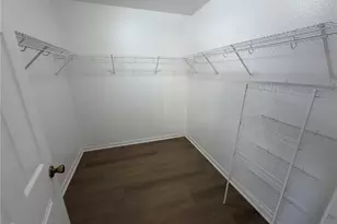 5210 Windsor Lake Cir, Sanford, FL 32773 - Photo 15