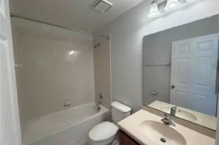 5210 Windsor Lake Cir, Sanford, FL 32773 - Photo 17