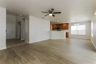 11420 Bay Gardens Loop, Riverview, FL 33569 - Photo 3