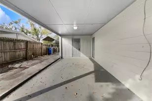 4202 Cromwell Dr, Tampa, FL 33610 - Photo 11