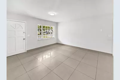 4202 Cromwell Drive, Tampa, FL 33610 - Photo 3