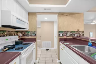 5842 Peregrine Ave, Orlando, FL 32819 - Photo 11