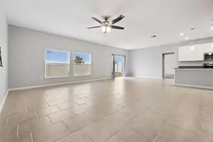 781 Taurus Ln, Saint Cloud, FL 34772 - Photo 5