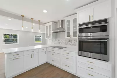 330 Montana Avenue, Saint Cloud, FL 34769 - Photo 9