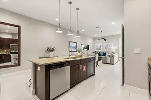 2637 Sunrise Shores Dr, Kissimmee, FL 34747 - Photo 7