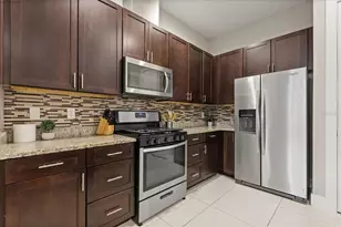2637 Sunrise Shores Dr, Kissimmee, FL 34747 - Photo 5