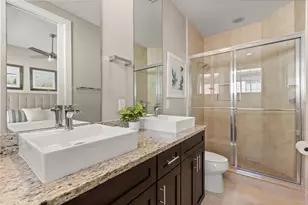 2637 Sunrise Shores Dr, Kissimmee, FL 34747 - Photo 17