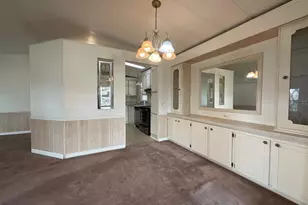 3208 Pebble Bend Dr, Lakeland, FL 33810 - Photo 5