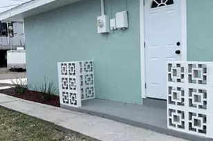 13737 Michelle Ave, Hudson, FL 34667 - Photo 5