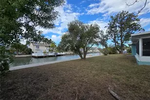 13737 Michelle Ave, Hudson, FL 34667 - Photo 27