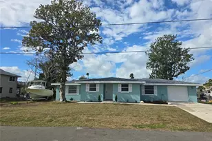 13737 Michelle Ave, Hudson, FL 34667 - Photo 3