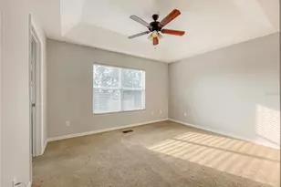 2304 Betsy Ross Ln, Saint Cloud, FL 34769 - Photo 9