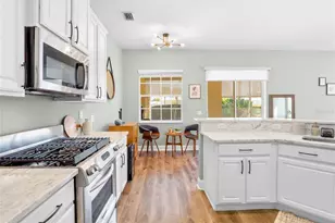 1761 Kinsale Ct, Melbourne, FL 32940 - Photo 15