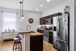 1701 Strathmore Cir, Mount Dora, FL 32757 - Photo 7