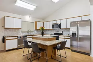 7613 Colebrook Dr, Orlando, FL 32818 - Photo 15