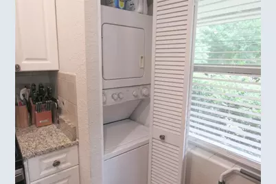 719 Mount Vernon Street #8, Orlando, FL 32803 - Photo 11