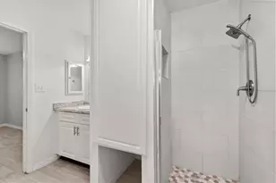 236 Afton Square, Altamonte Springs, FL 32714 - Photo 17