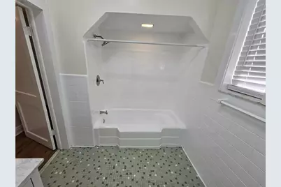 3301 W Woodlawn Avenue, Tampa, FL 33607 - Photo 13