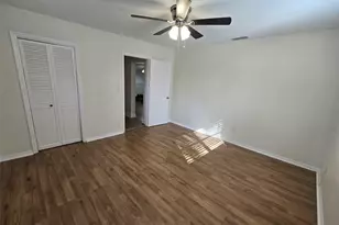 3301 W Woodlawn Ave, Tampa, FL 33607 - Photo 15