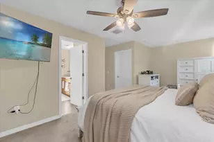 5446 Rutherford Pl, Oviedo, FL 32765 - Photo 13