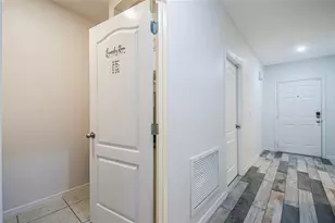 328 Hibiscus Dr, Poinciana, FL 34759 - Photo 23